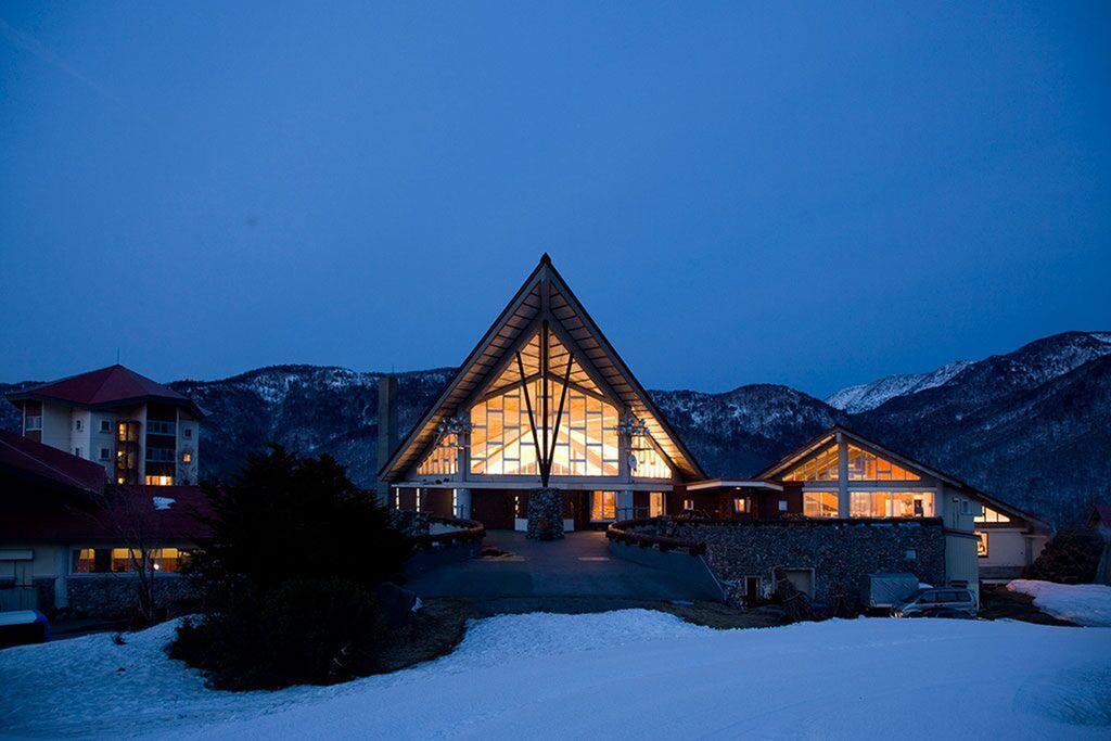 Okushiga Kogen Hotel Yamanouchi  Buitenkant foto
