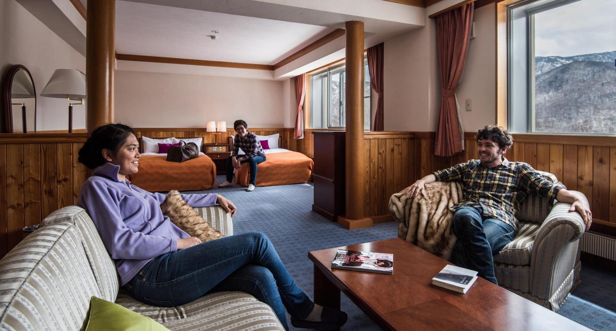 Okushiga Kogen Hotel Yamanouchi  Buitenkant foto